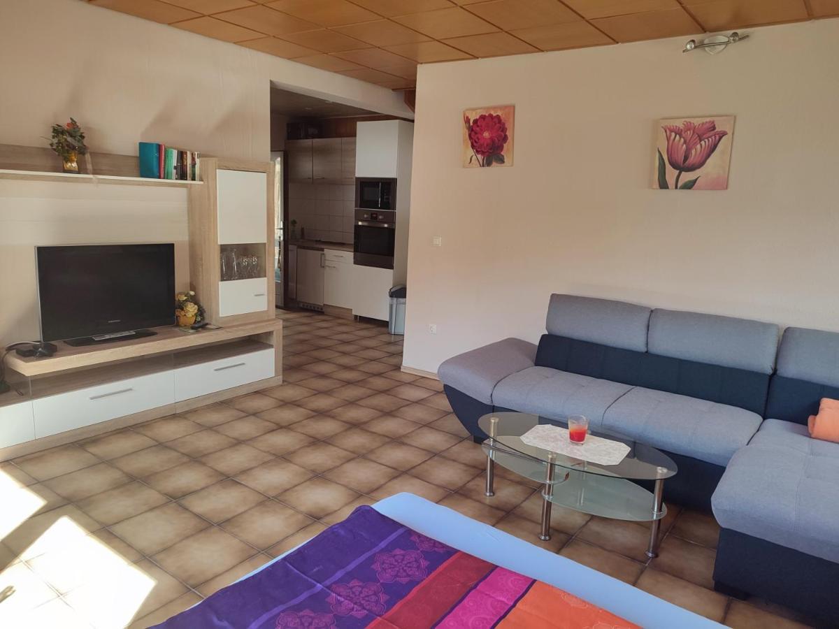 Appartement Am Waldesrand Gifhorn Exterior photo
